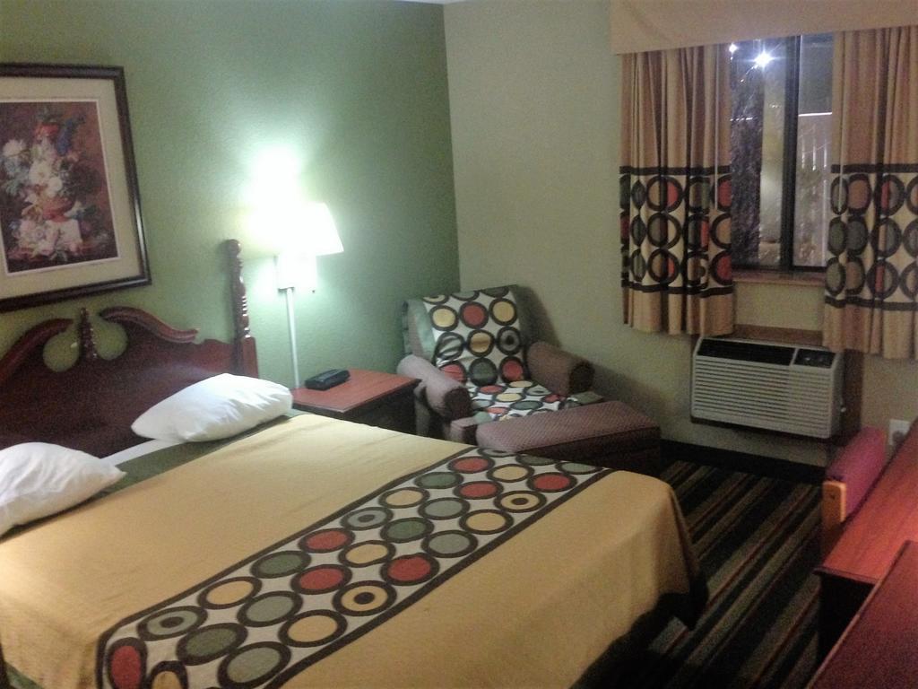 Hotel Super 8 By Wyndham Sikeston/Miner Area Zewnętrze zdjęcie
